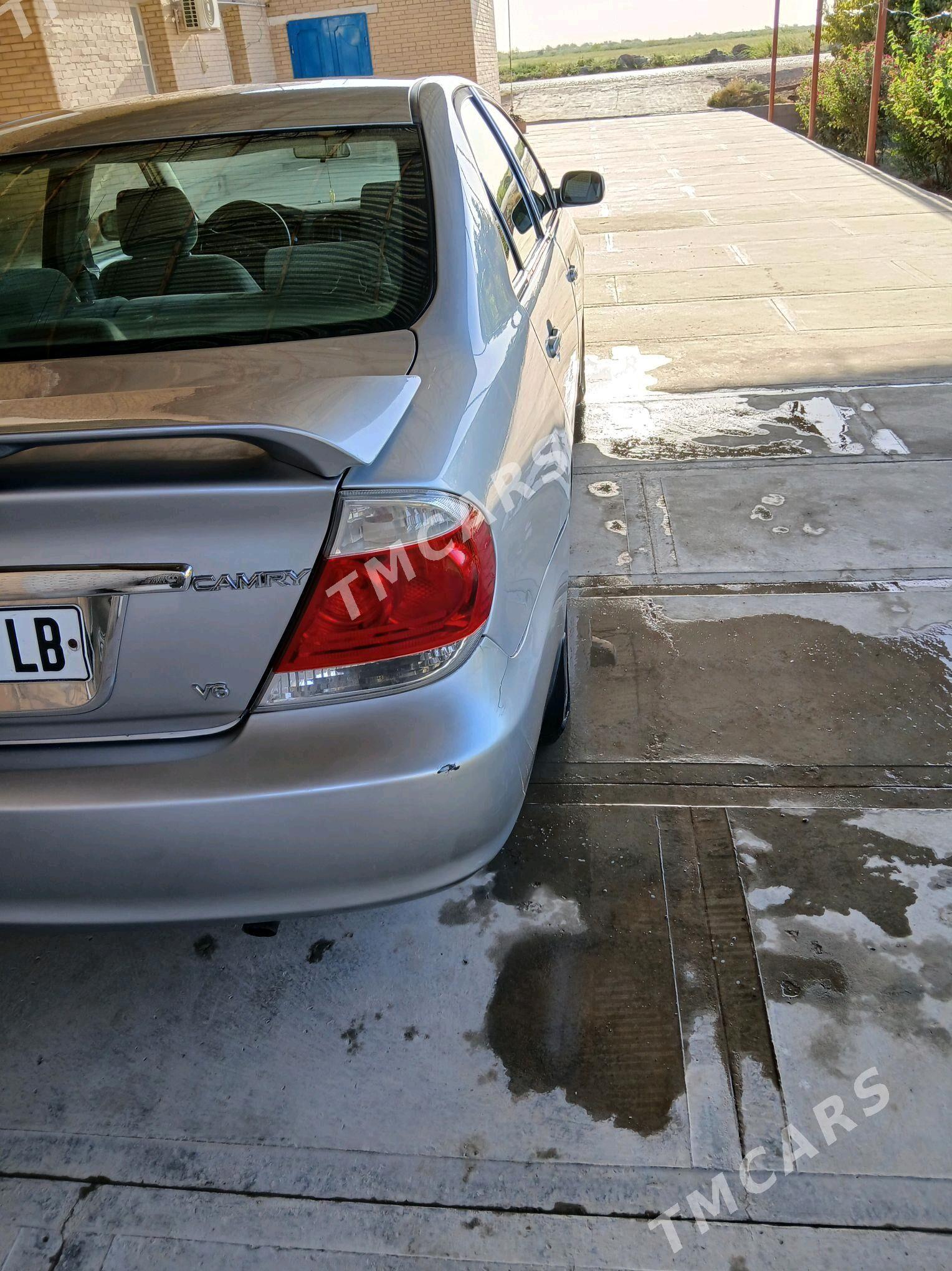 Toyota Camry 2004 - 140 000 TMT - Фарап - img 5