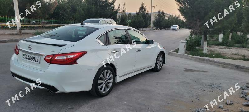 Nissan Altima 2017 - 185 000 TMT - Туркменабат - img 4