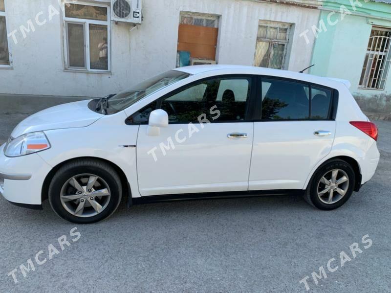 Nissan Versa 2011 - 137 000 TMT - Ашхабад - img 5