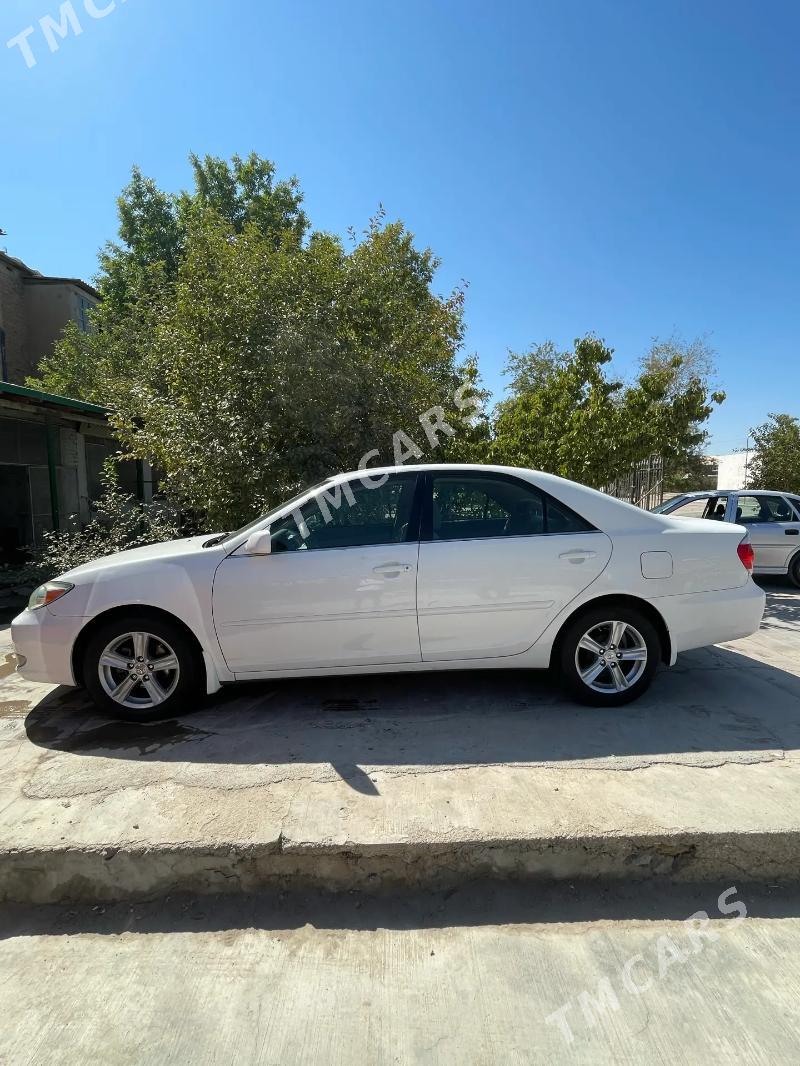 Toyota Camry 2003 - 170 000 TMT - Дашогуз - img 9