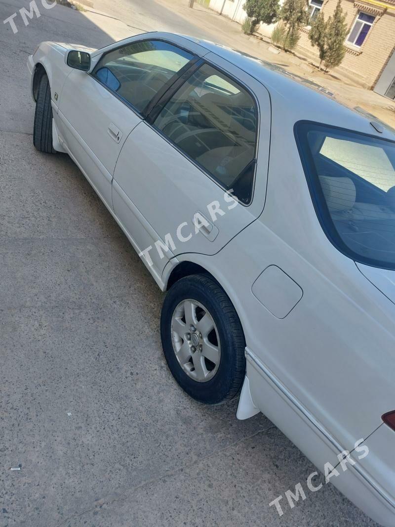Toyota Camry 1998 - 105 000 TMT - Фарап - img 2