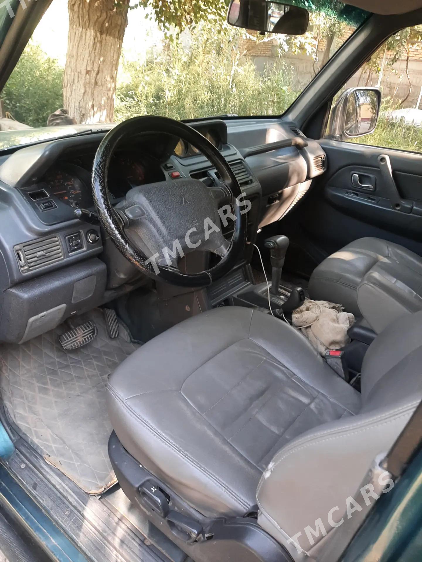 Mitsubishi Montero 1995 - 80 000 TMT - Туркменабат - img 5