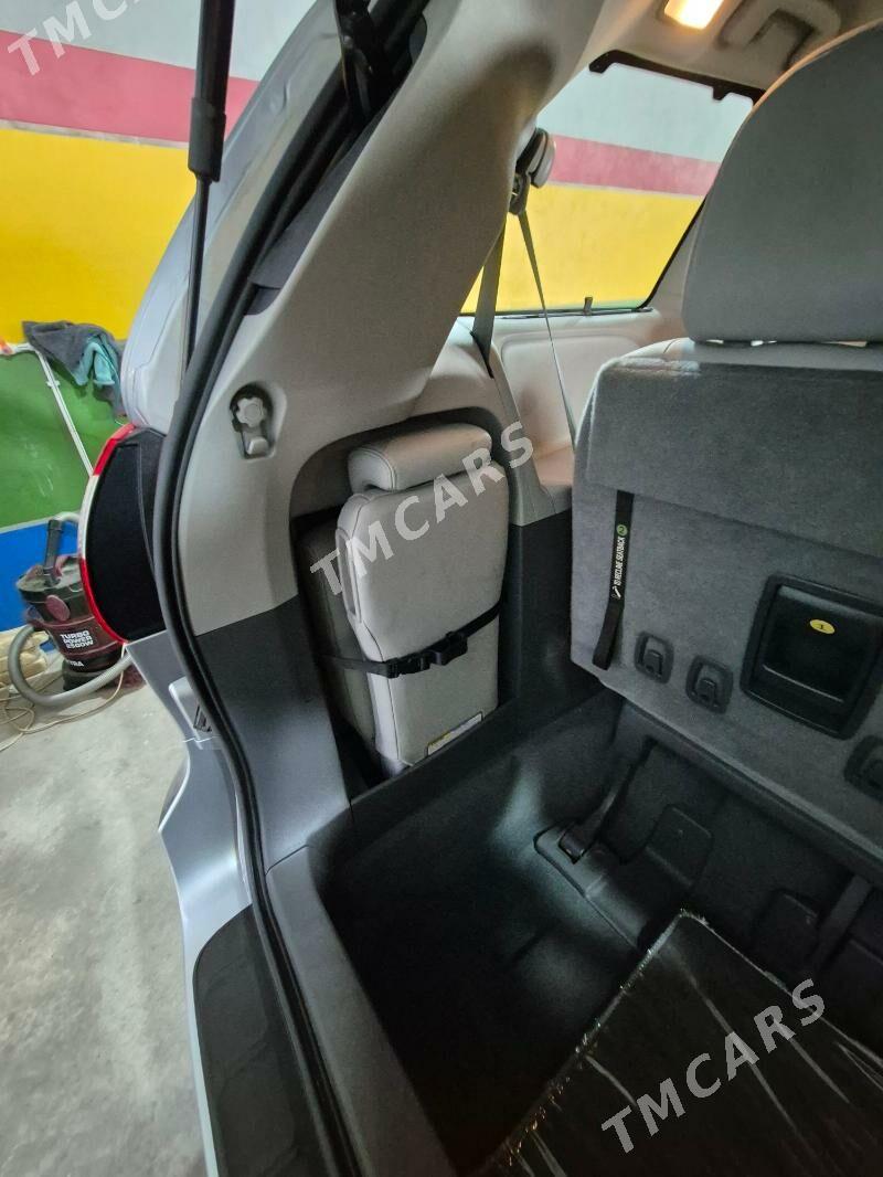 Toyota Sienna 2020 - 510 000 TMT - Туркменабат - img 5