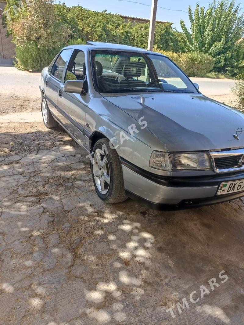 Opel Vectra 1993 - 40 000 TMT - Дянев - img 2
