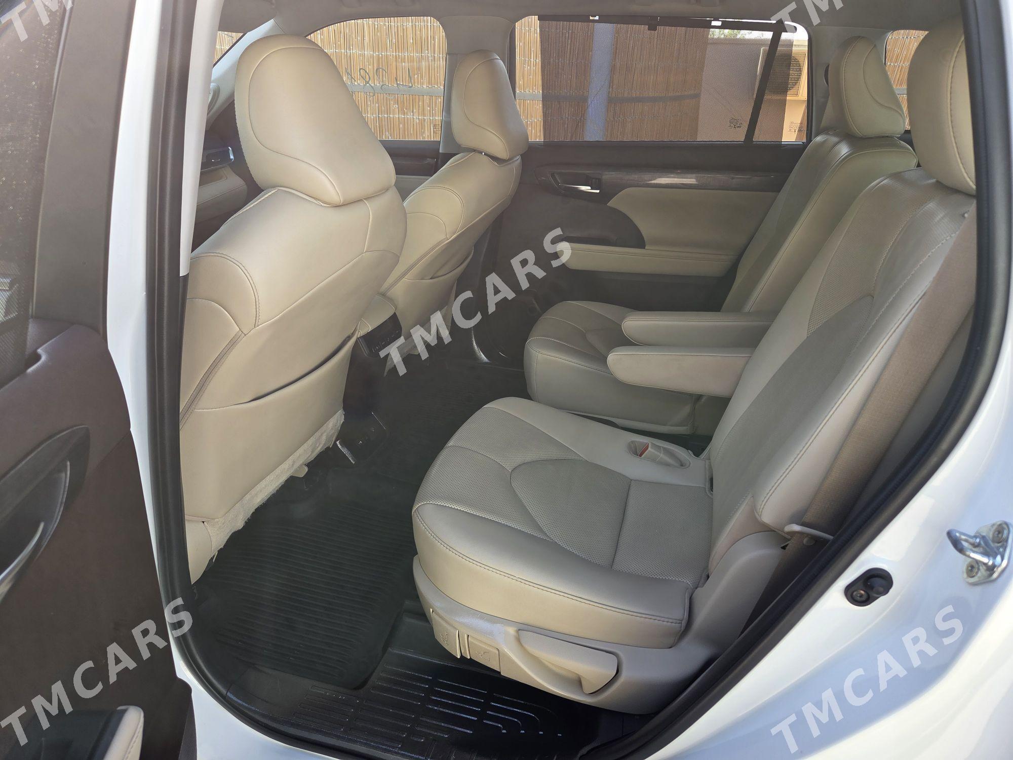 Toyota Highlander 2022 - 720 000 TMT - Moskowskiý köç. (10 ýyl abadançylyk şaýoly) - img 9