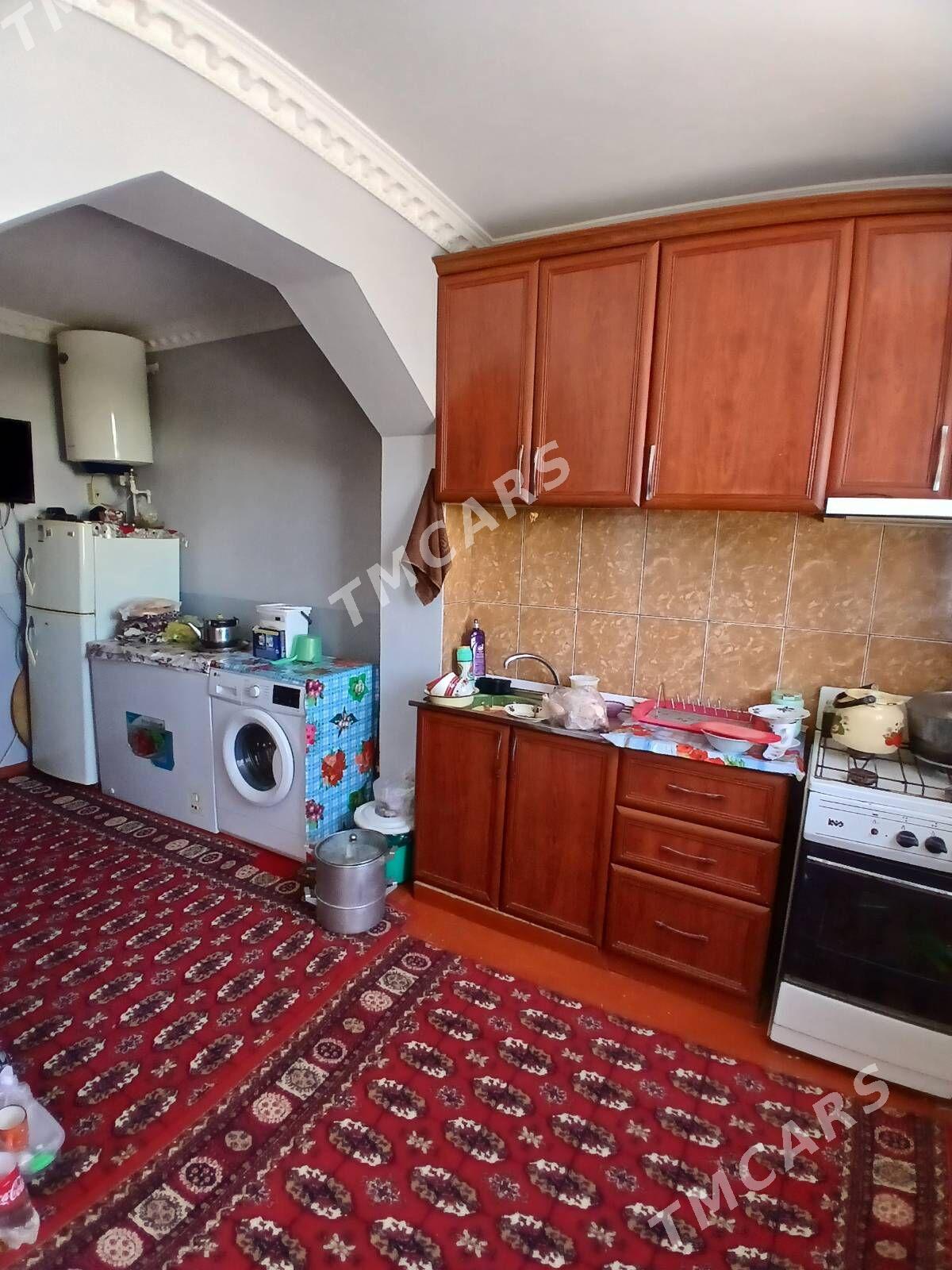 3мкр, 1ком, 4/3этаж - Aşgabat - img 3