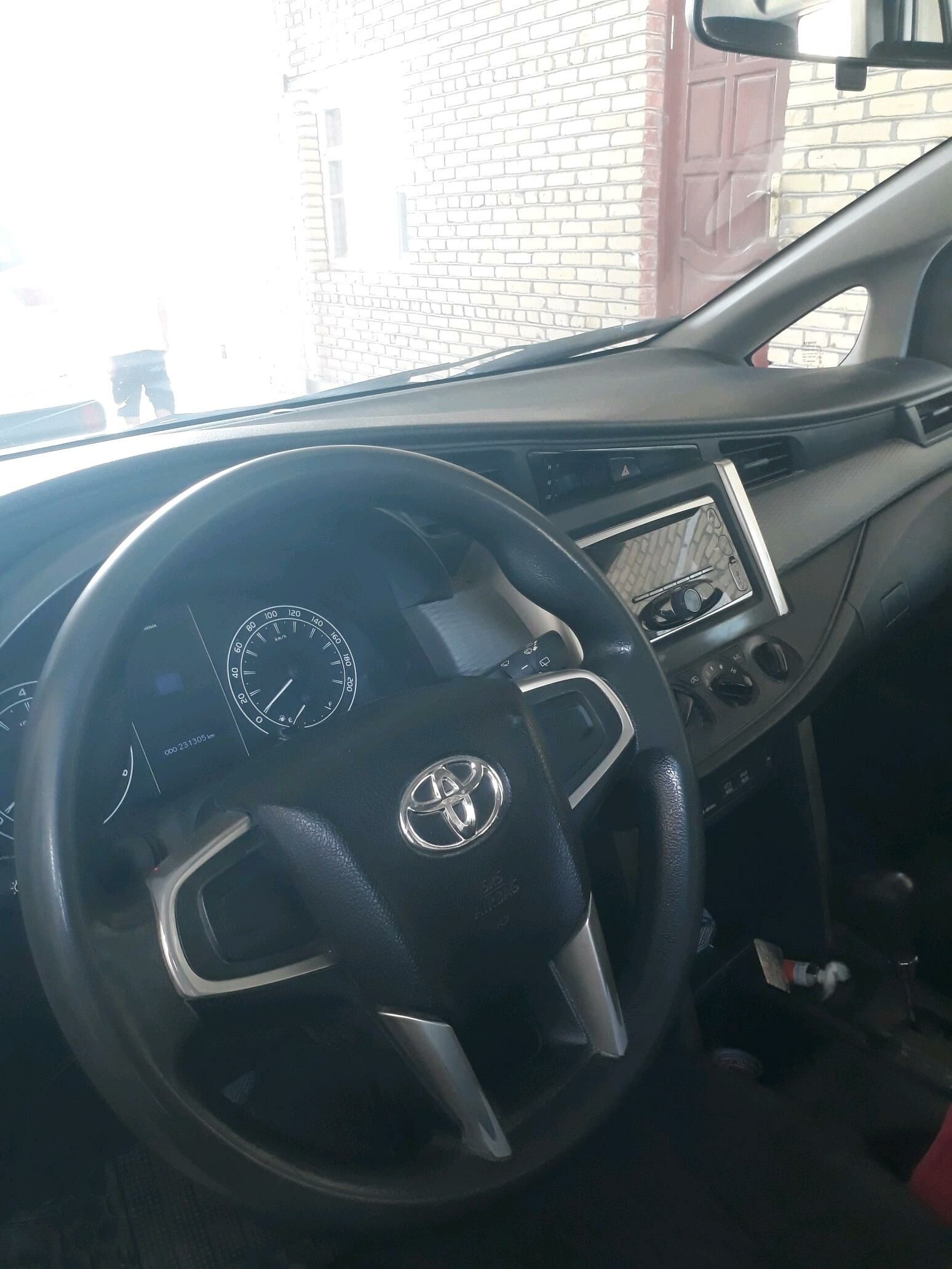 Toyota Innova 2022 - 255 000 TMT - Mary - img 7