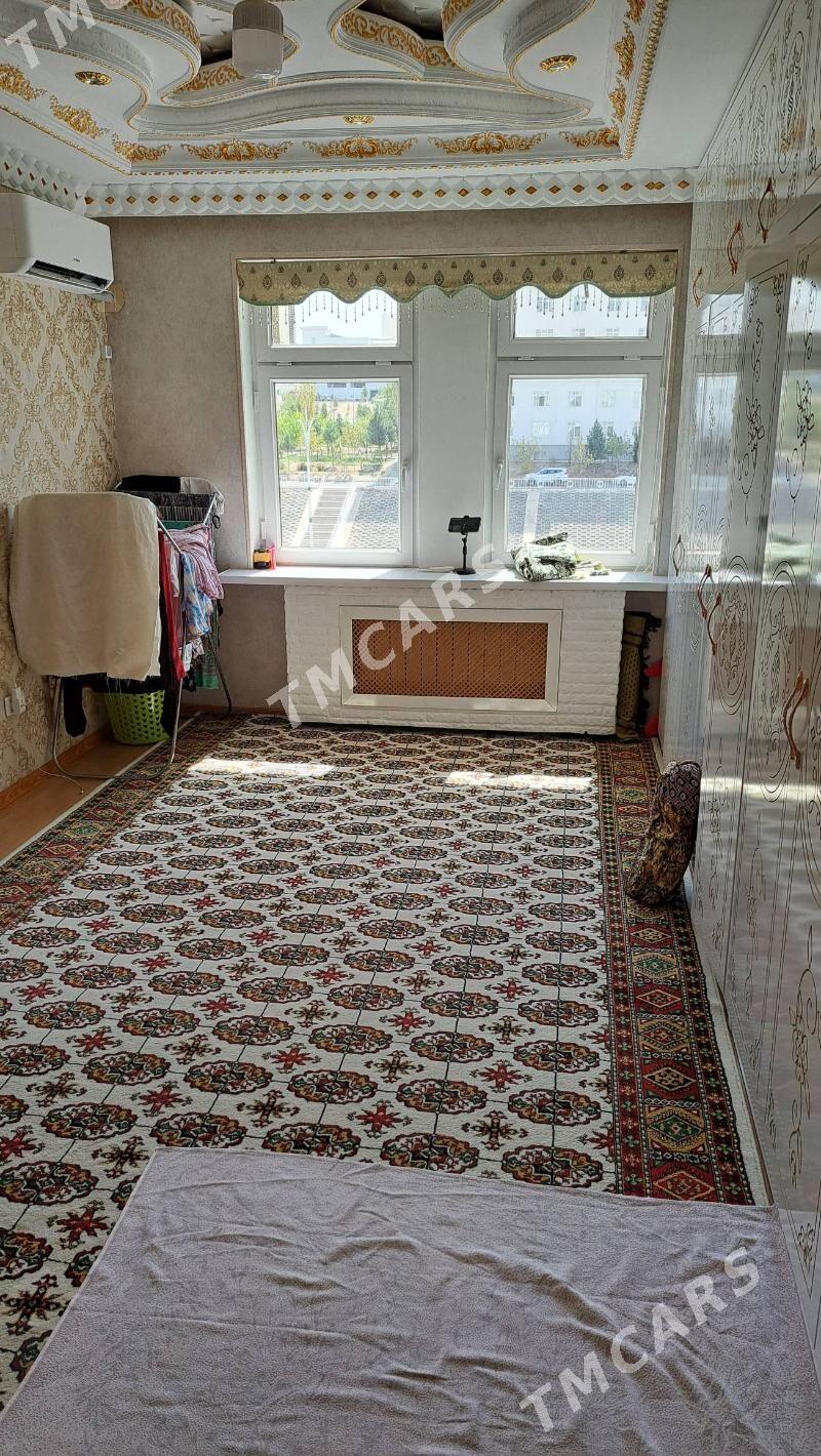 Продаётся мир7/3 3 ком 5 этаж - Parahat 7 - img 8
