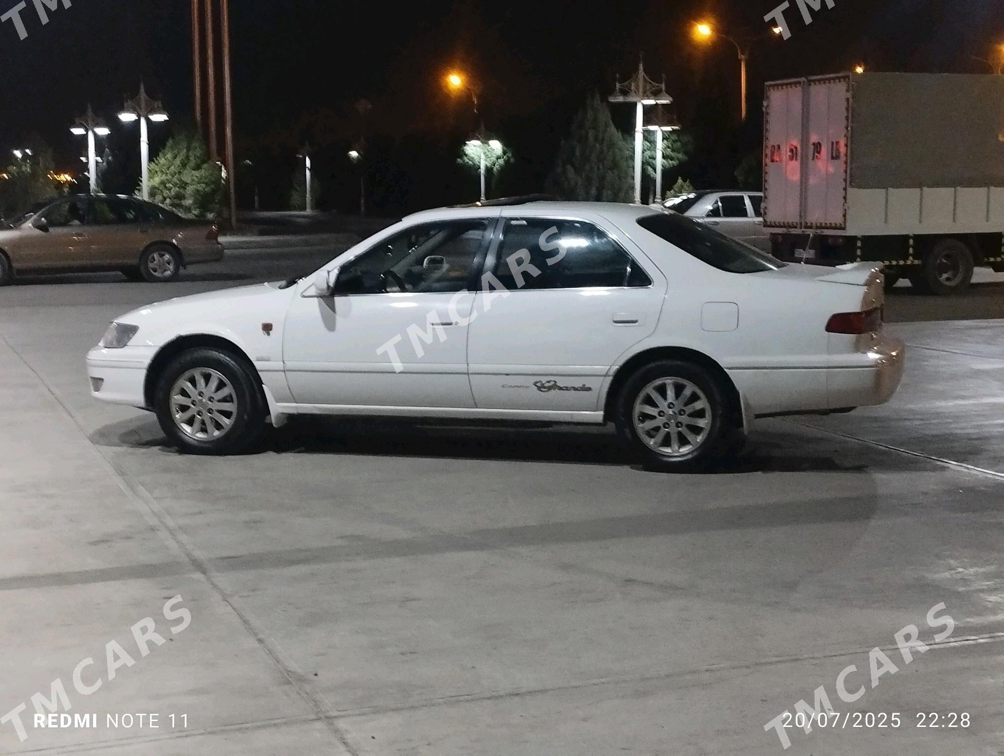 Toyota Camry 2000 - 135 000 TMT - Saýat - img 6