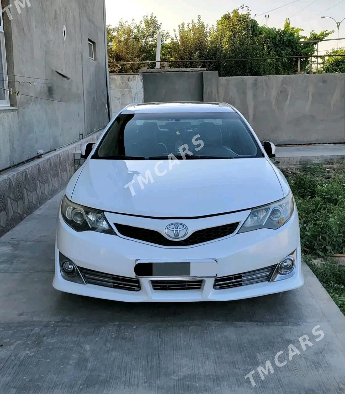 Toyota Camry 2012 - 190 000 TMT - Мургап - img 3