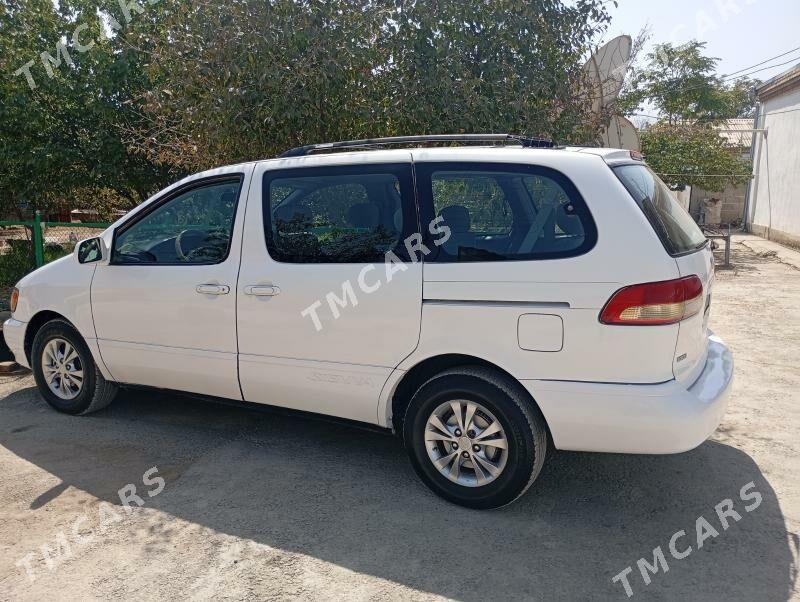 Toyota Sienna 2001 - 159 000 TMT - Бахарден - img 3
