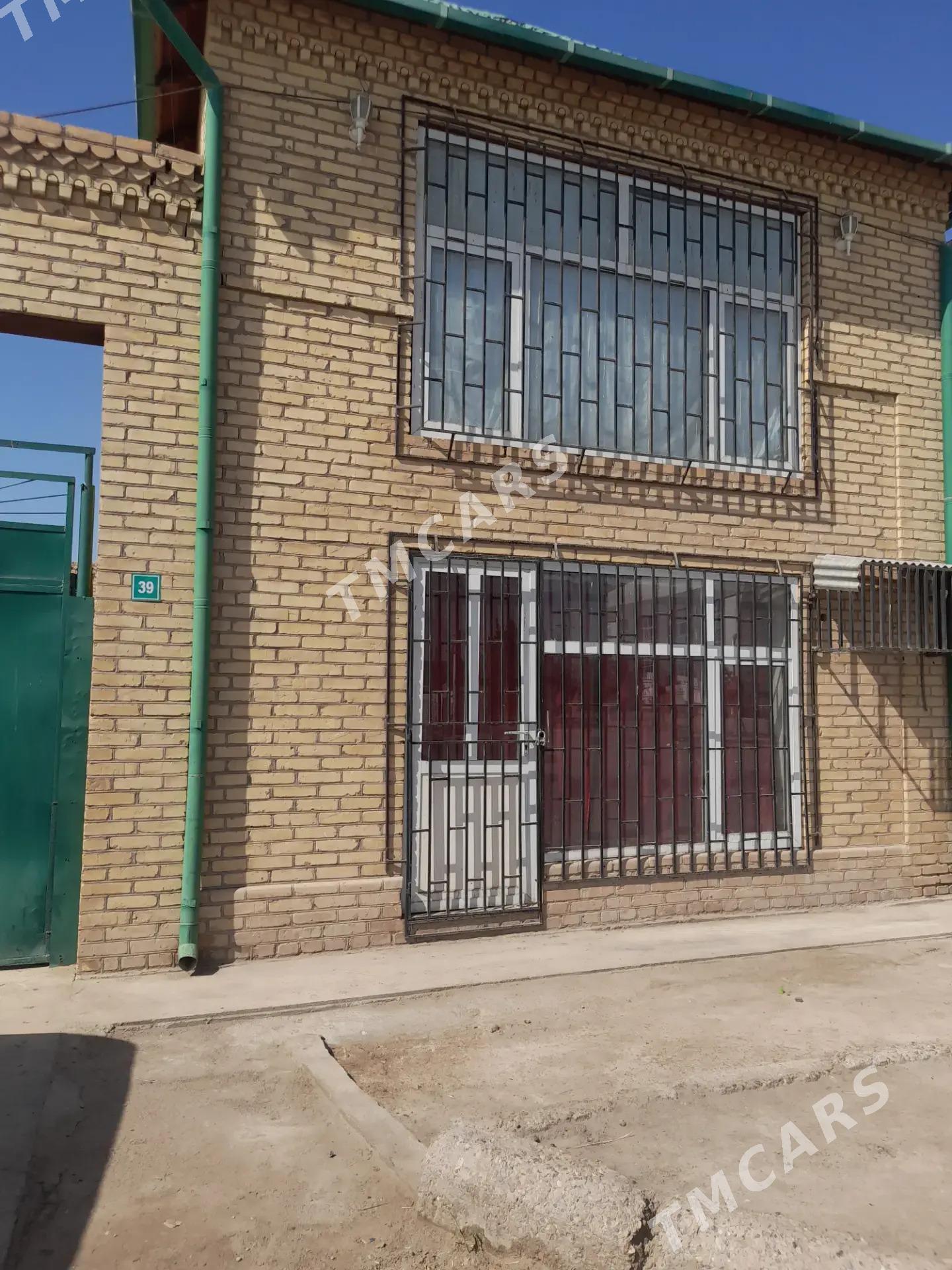 Продаю дом 5 соток - Туркменабат - img 2