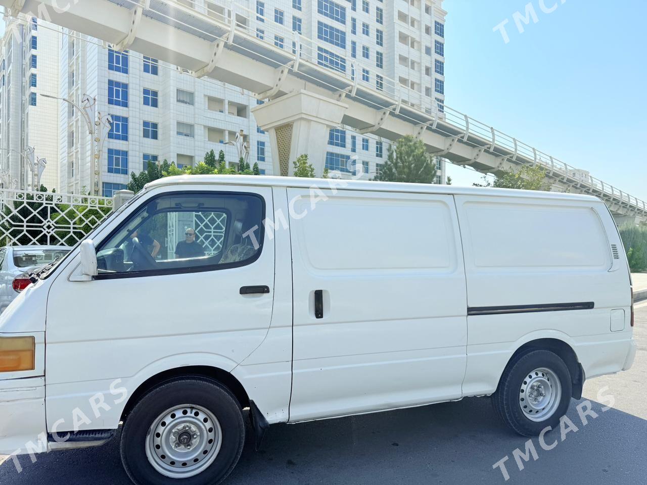 Toyota Hiace 2003 - 120 000 TMT - Ашхабад - img 3