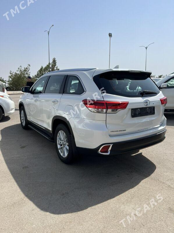 Toyota Highlander 2019 - 510 000 TMT - Ашхабад - img 2