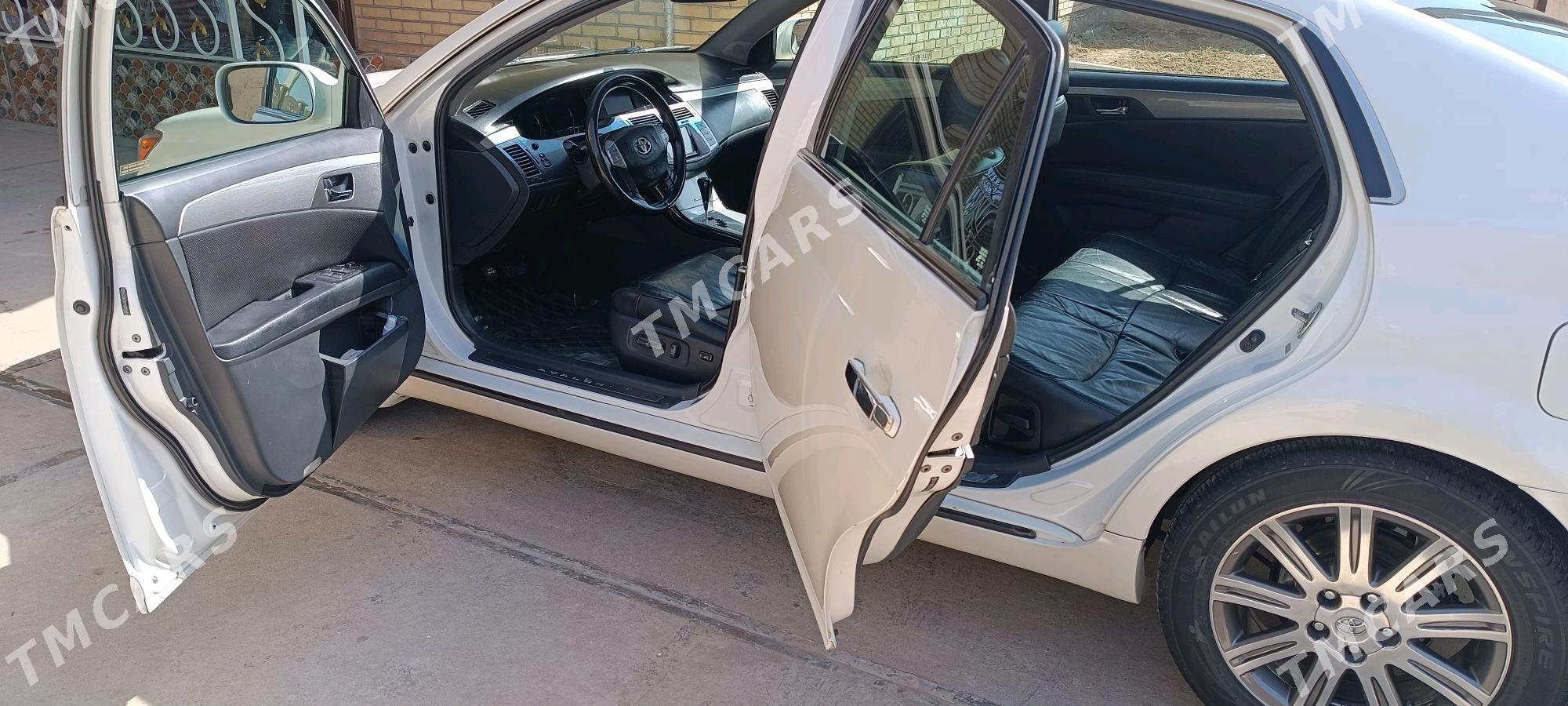 Toyota Avalon 2005 - 185 000 TMT - Векильбазар - img 6