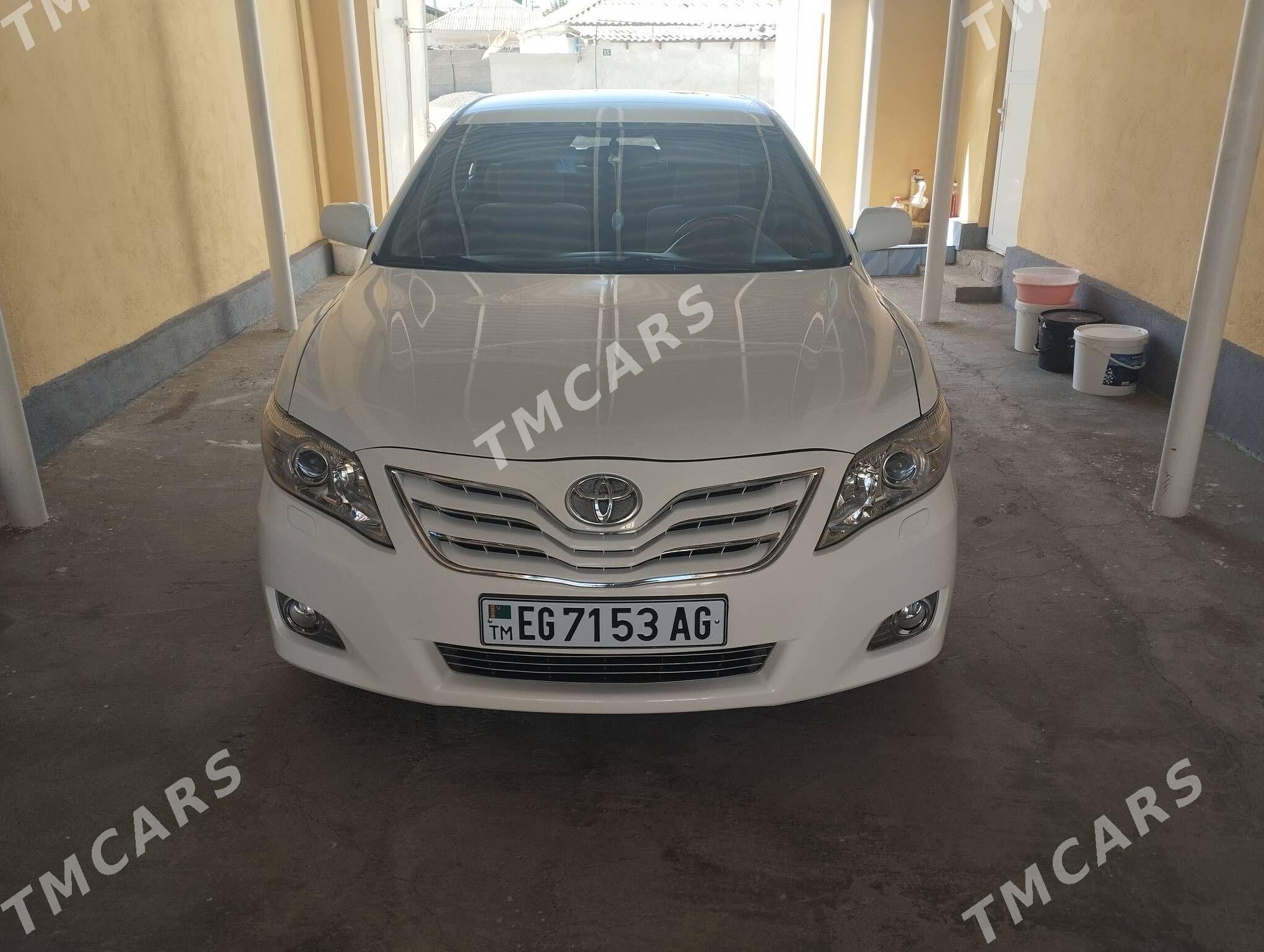 Toyota Camry 2010 - 210 000 TMT - Хитровка - img 2