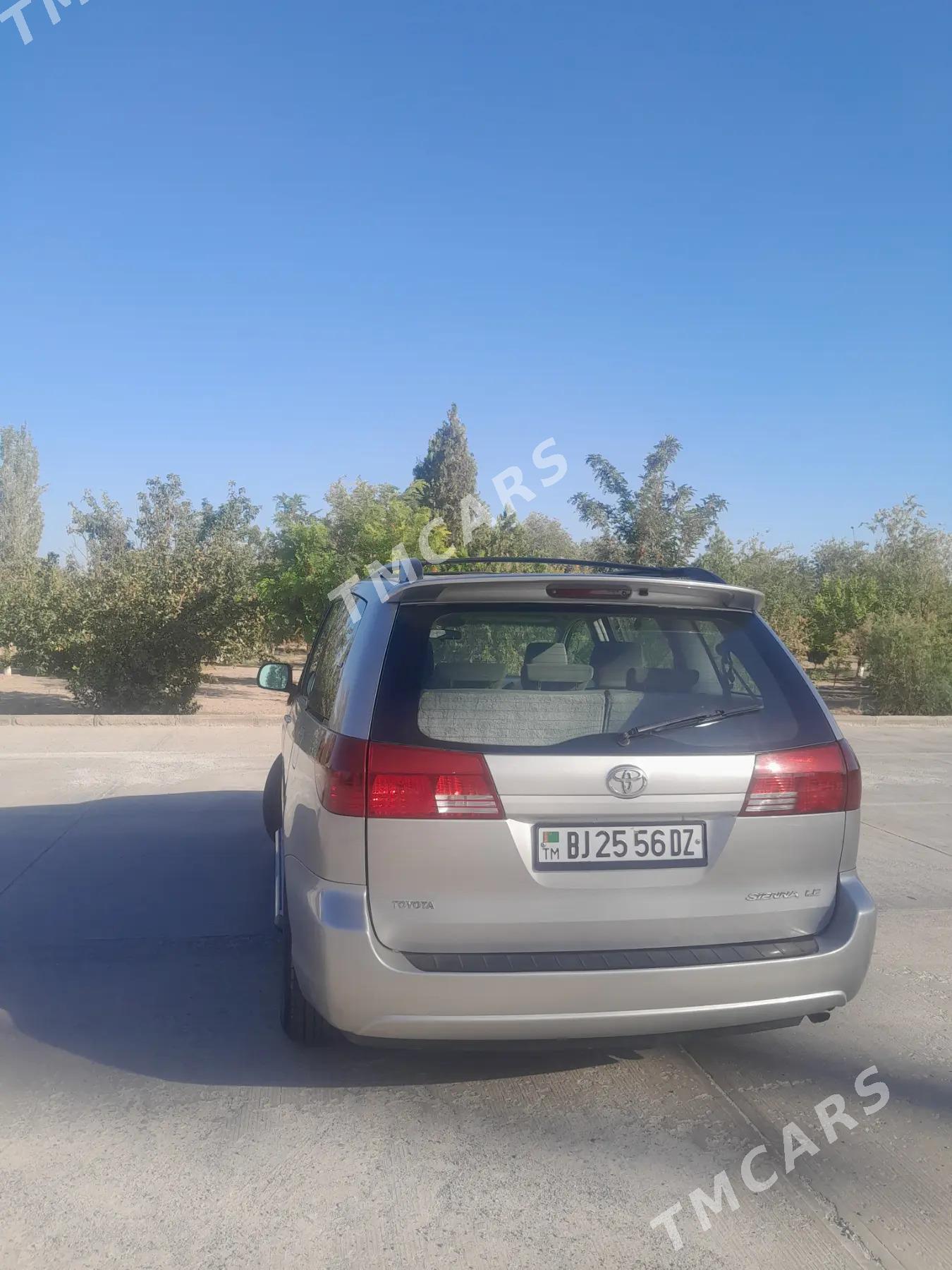Toyota Sienna 2005 - 240 000 TMT - Daşoguz - img 5