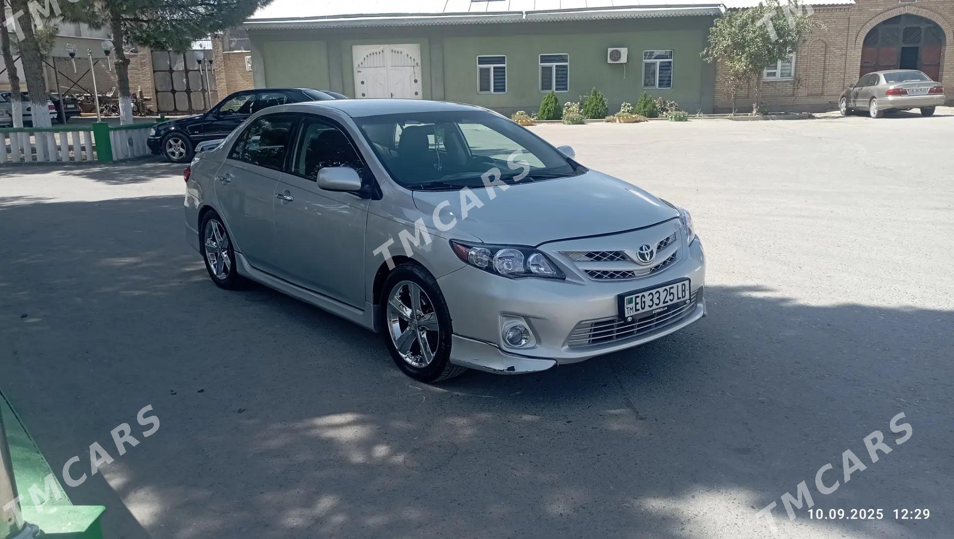 Toyota Corolla 2011 - 150 000 TMT - Türkmenabat - img 3