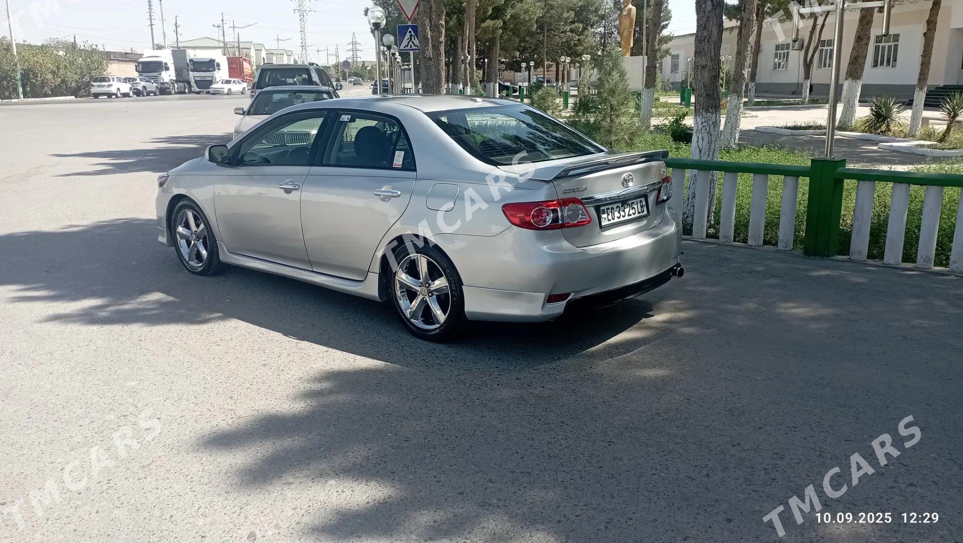Toyota Corolla 2011 - 150 000 TMT - Türkmenabat - img 7