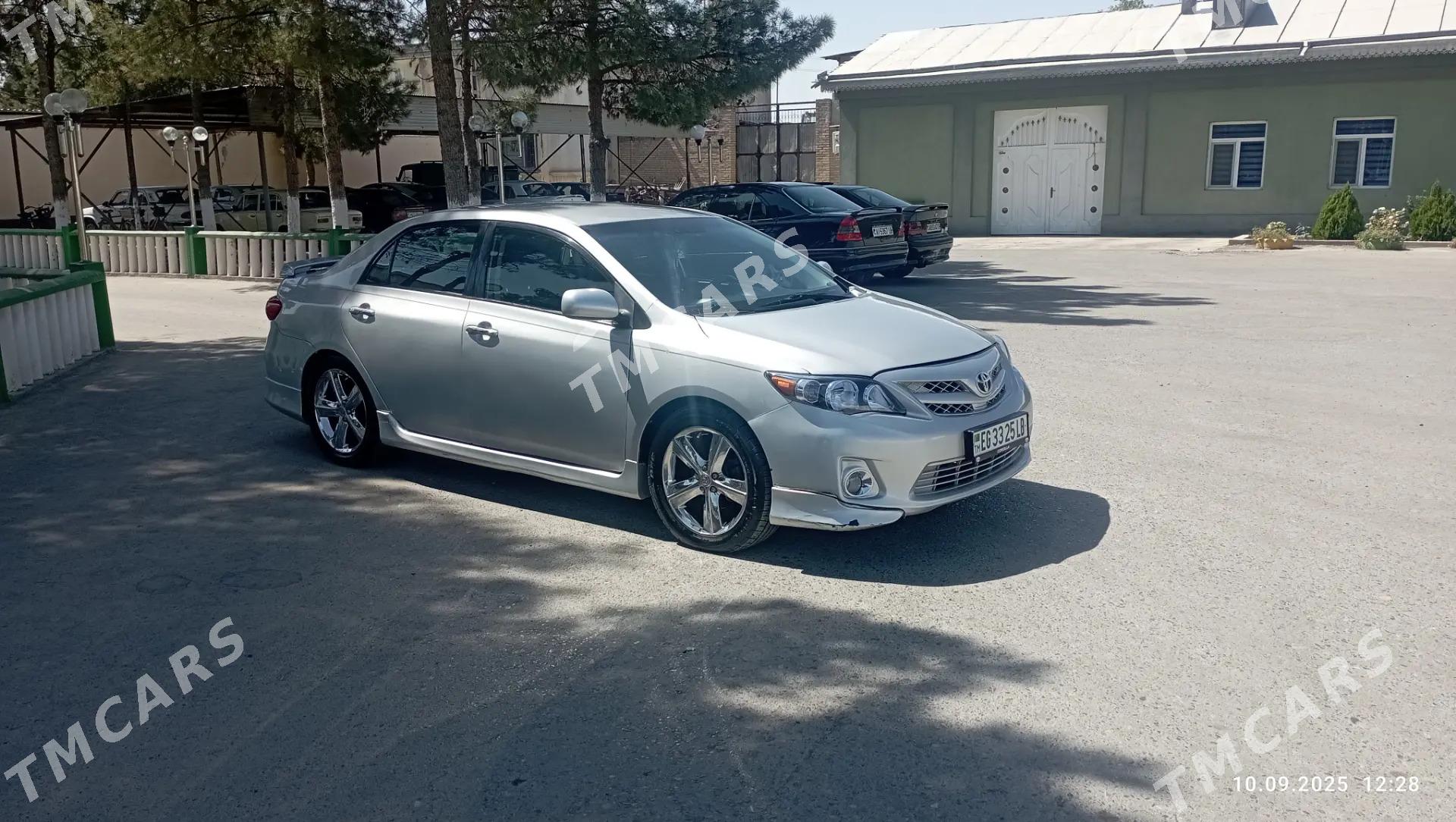 Toyota Corolla 2011 - 150 000 TMT - Türkmenabat - img 8