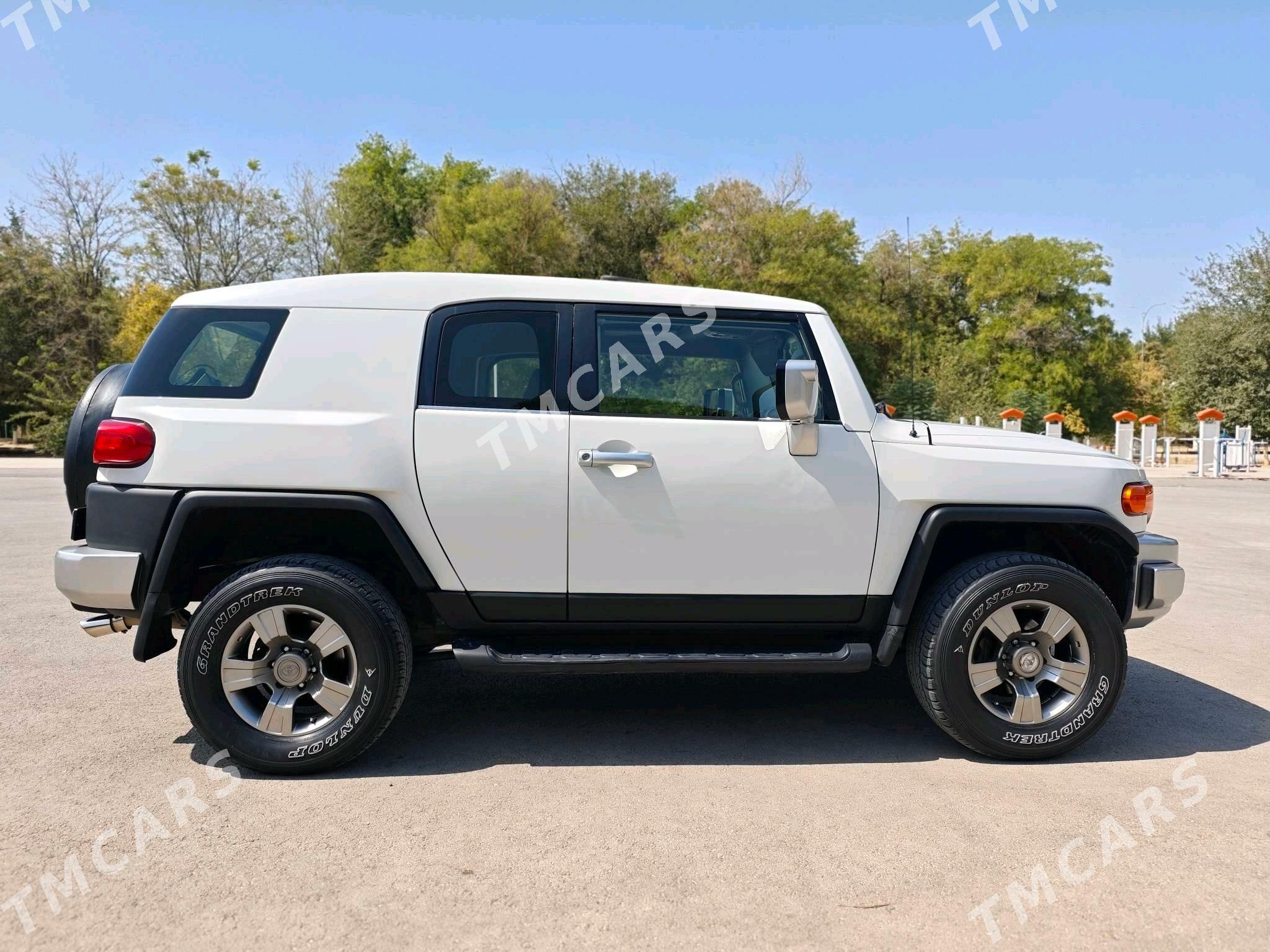 Toyota FJ Cruiser 2007 - 500 000 TMT - Ашхабад - img 7