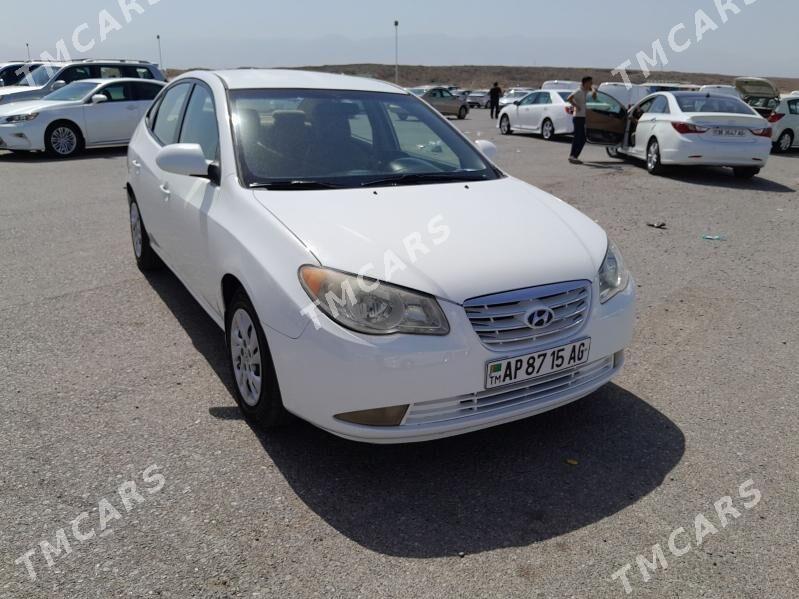 Hyundai Elantra 2009 - 135 000 TMT - 10 мкр - img 2
