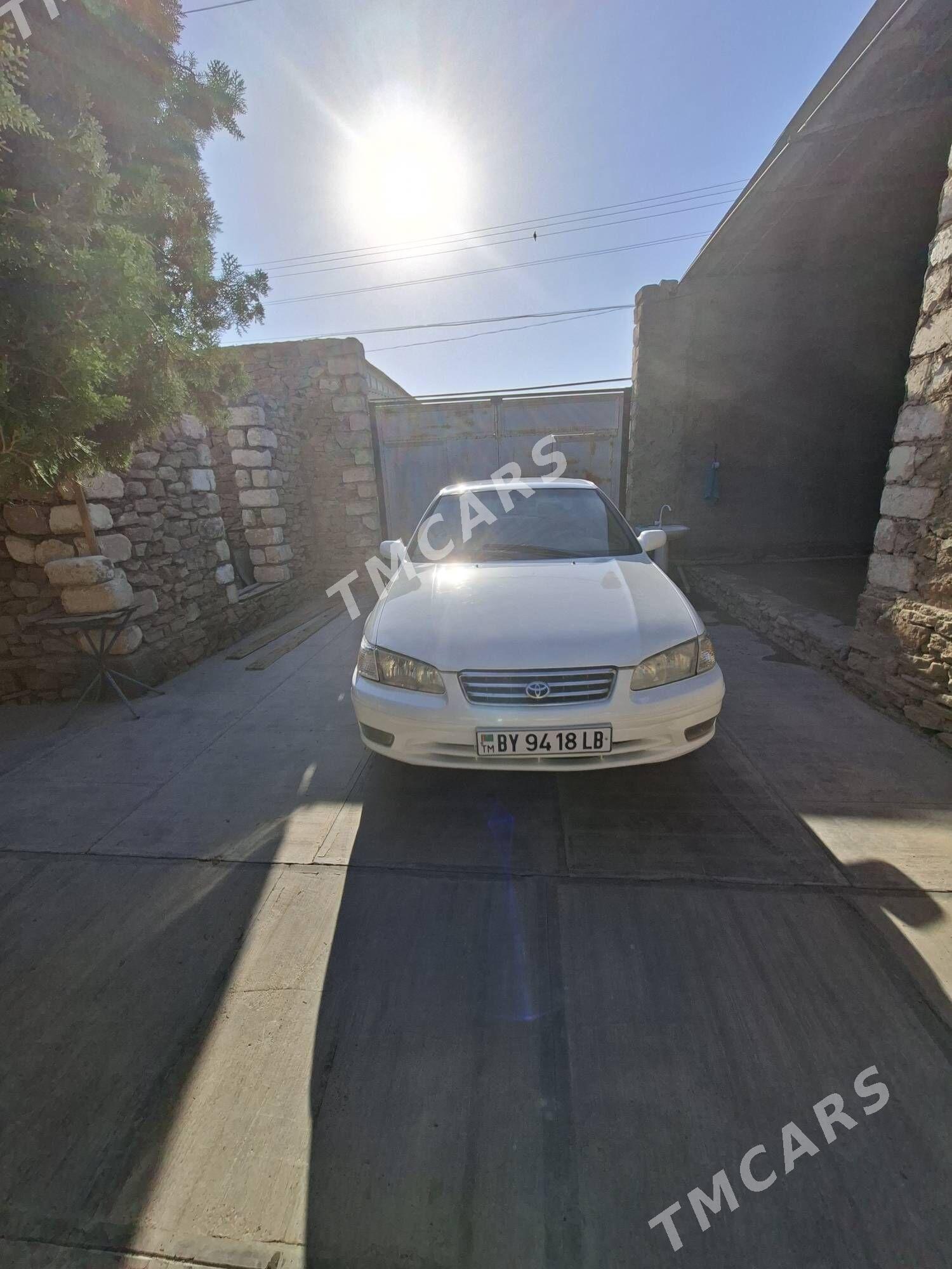 Toyota Camry 1999 - 120 000 TMT - Магданлы - img 2