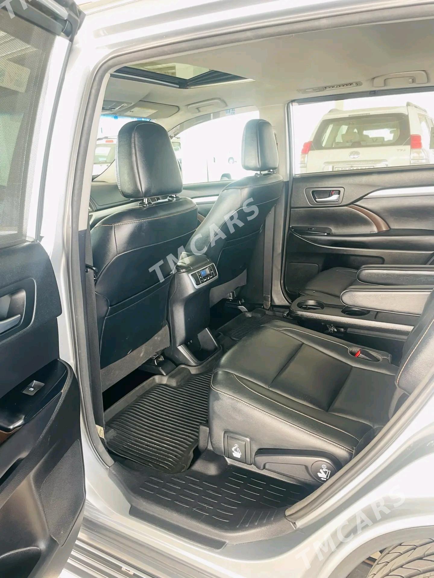 Toyota Highlander 2019 - 430 000 TMT - Туркменабат - img 9