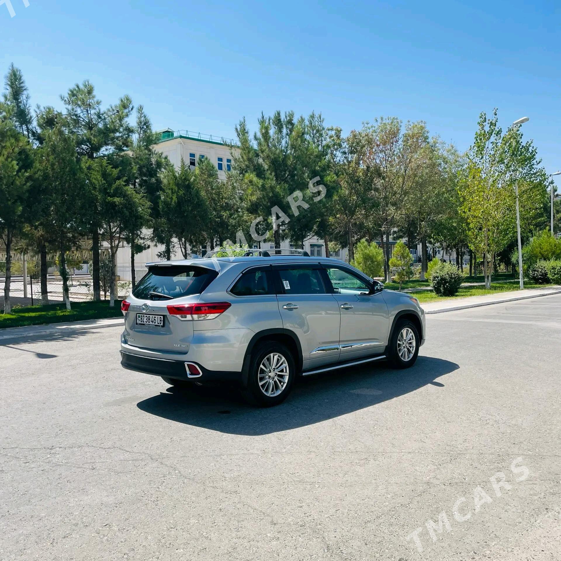 Toyota Highlander 2019 - 430 000 TMT - Туркменабат - img 2