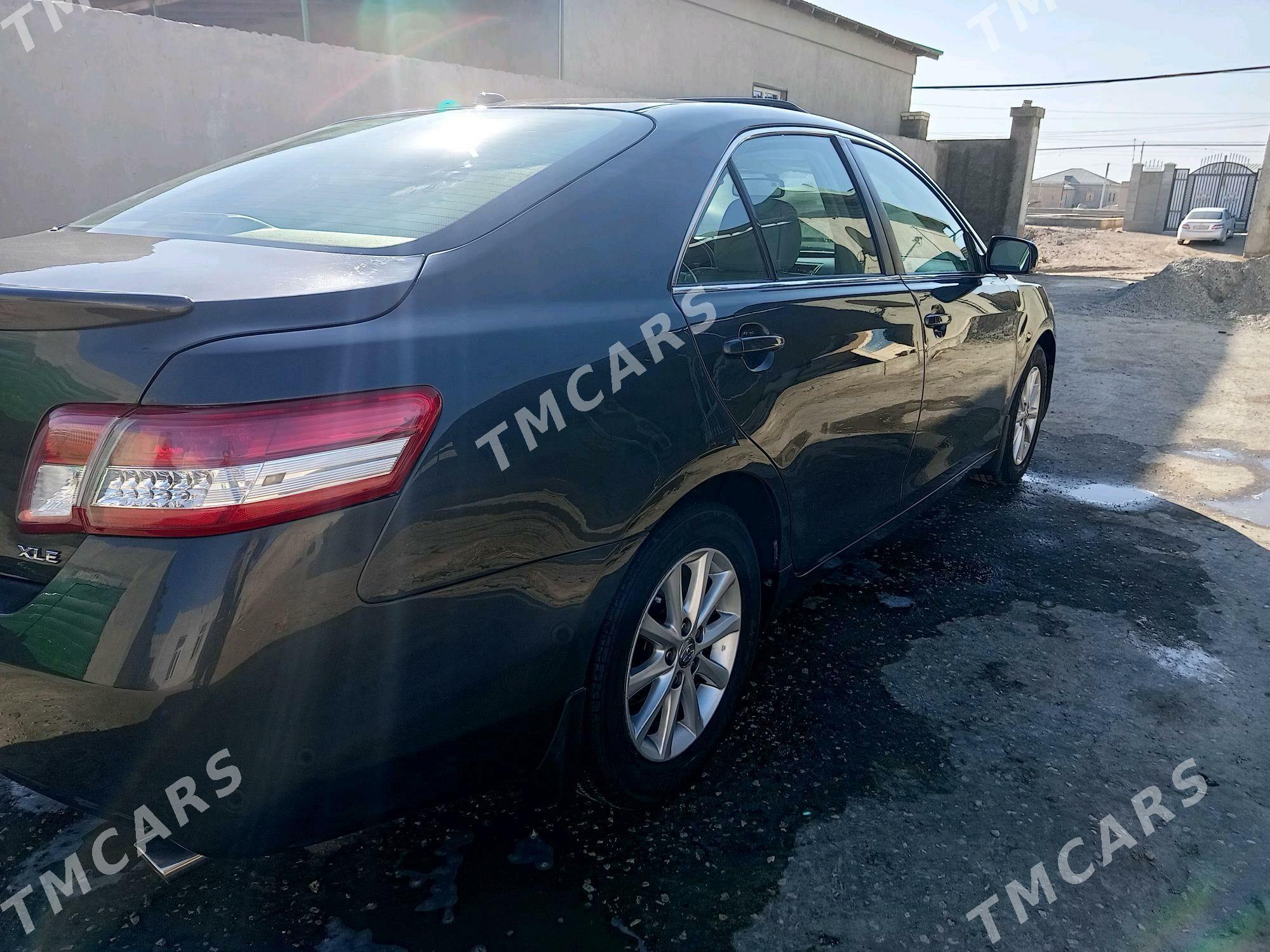 Toyota Camry 2010 - 210 000 TMT - Дашогуз - img 2