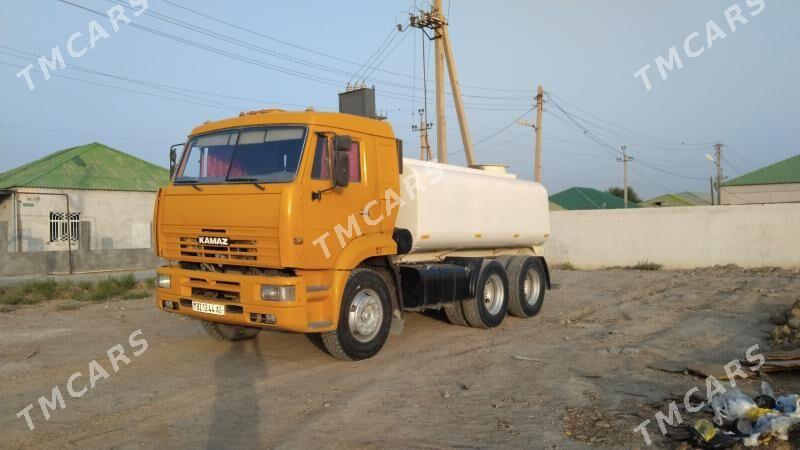 Kamaz Euro 3 2009 - 400 000 TMT - Бекреве - img 3