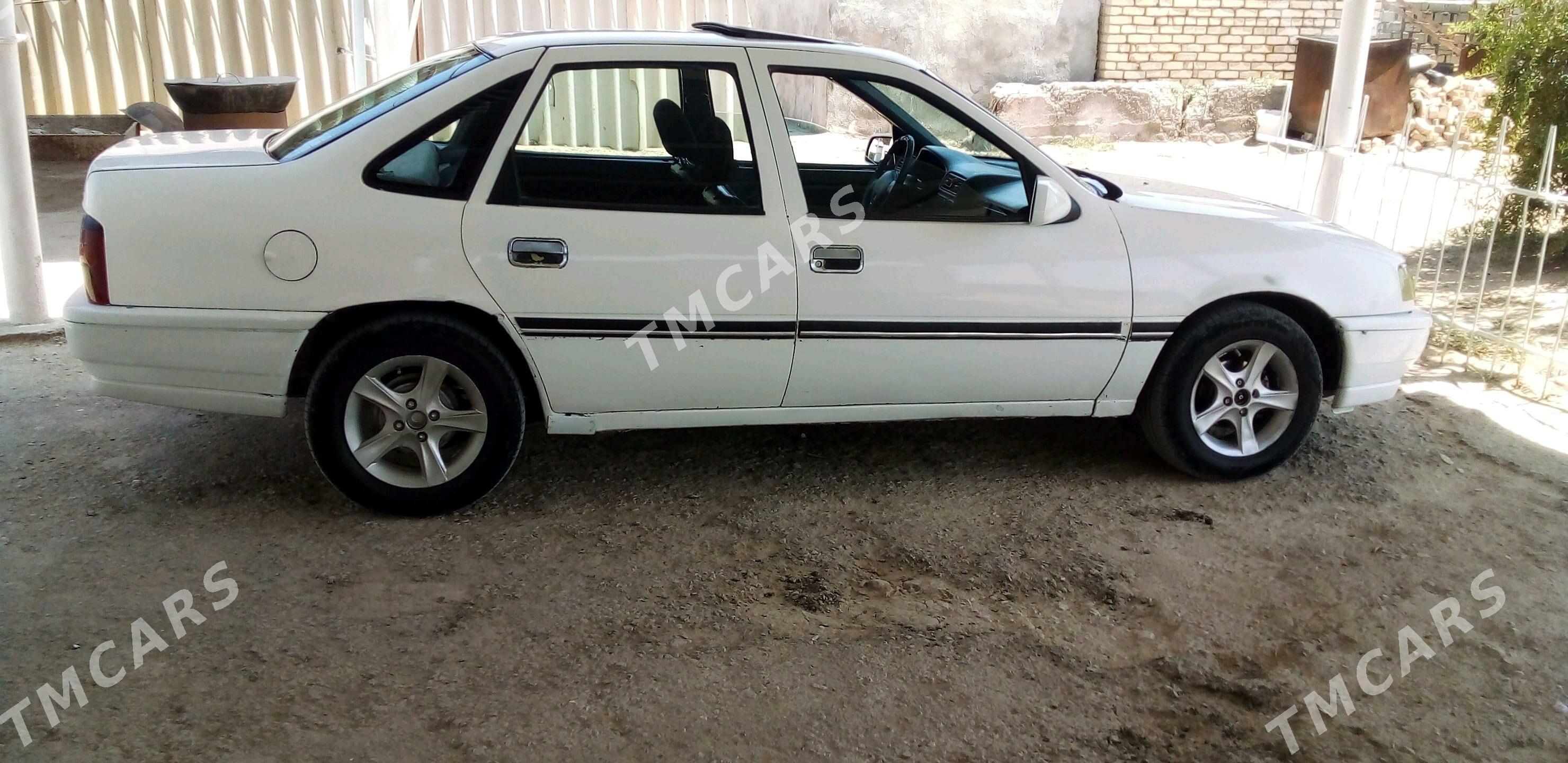 Opel Vectra 1992 - 25 500 TMT - Ak bugdaý etraby - img 2