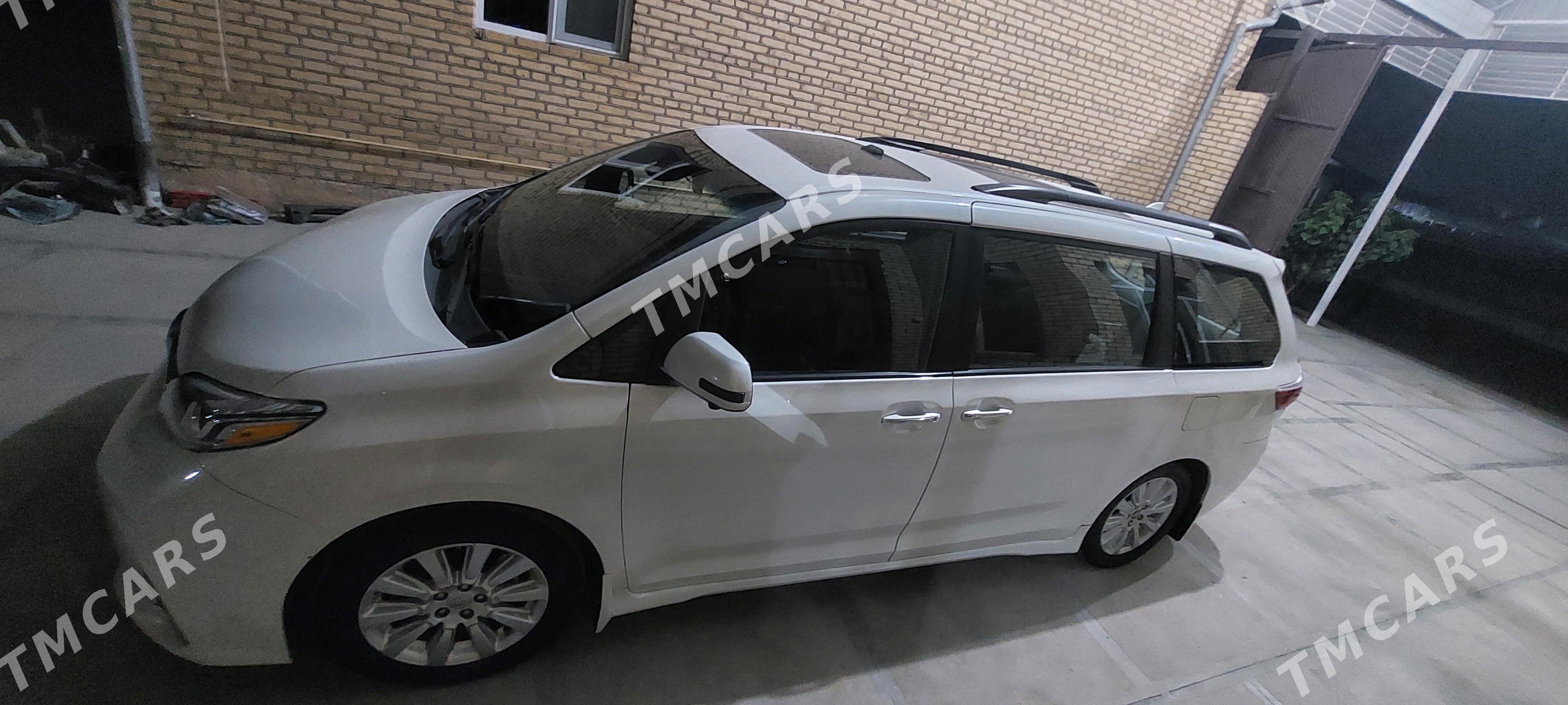 Toyota Sienna 2019 - 510 000 TMT - "Алтын Асыр" Гундогар базары ( Толкучка) - img 5