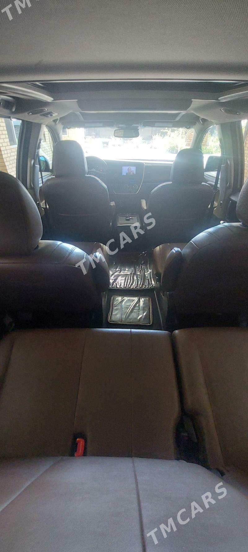 Toyota Sienna 2019 - 510 000 TMT - "Алтын Асыр" Гундогар базары ( Толкучка) - img 9