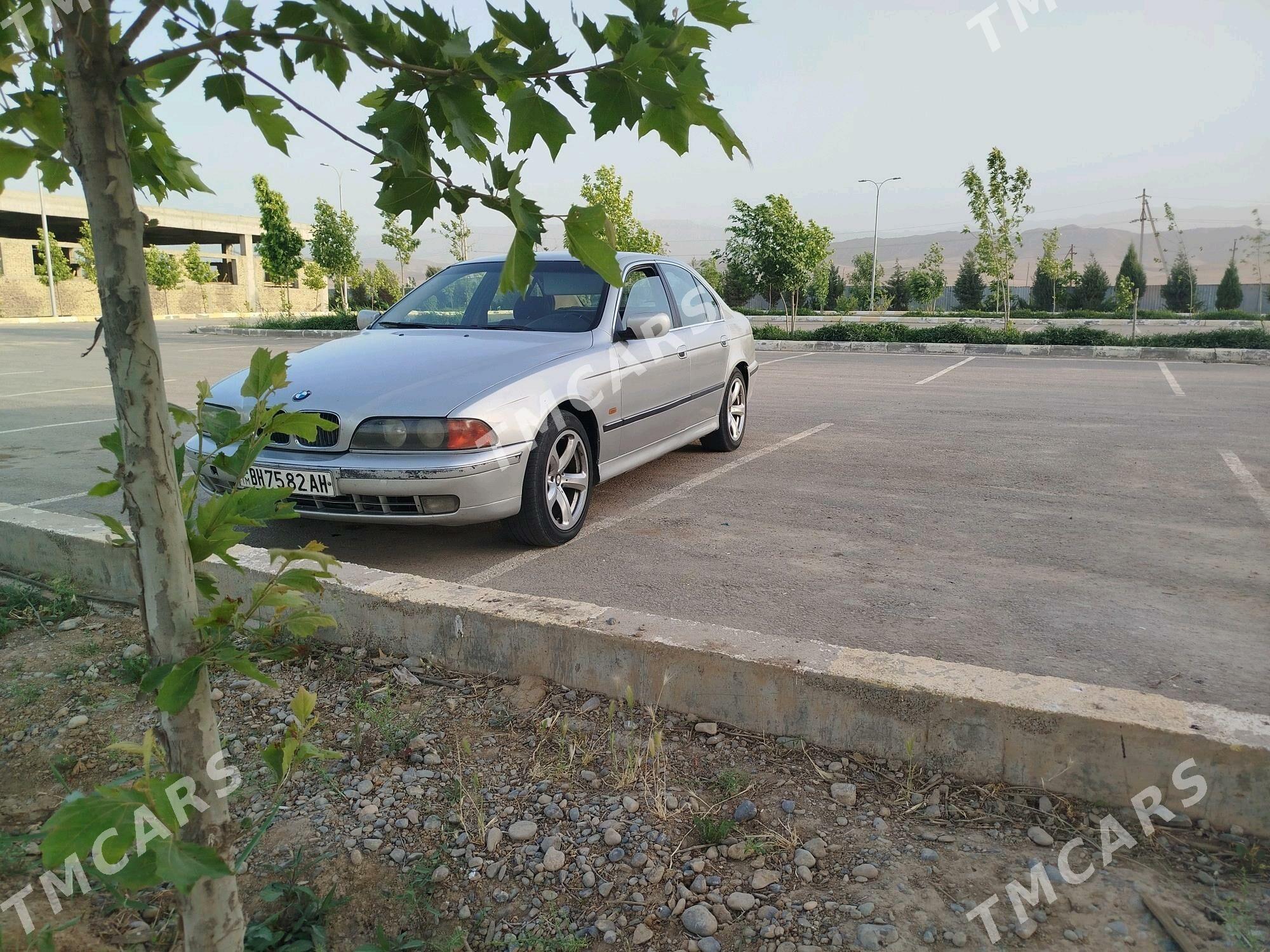 BMW E39 1998 - 48 000 TMT - Änew - img 5