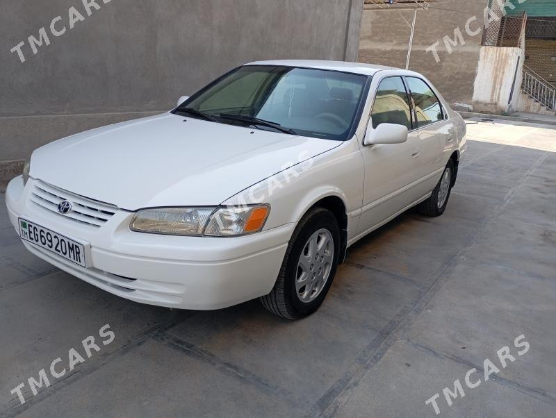 Toyota Camry 1997 - 123 000 TMT - Байрамали - img 3