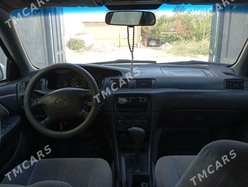 Toyota Camry 1997 - 123 000 TMT - Байрамали - img 8