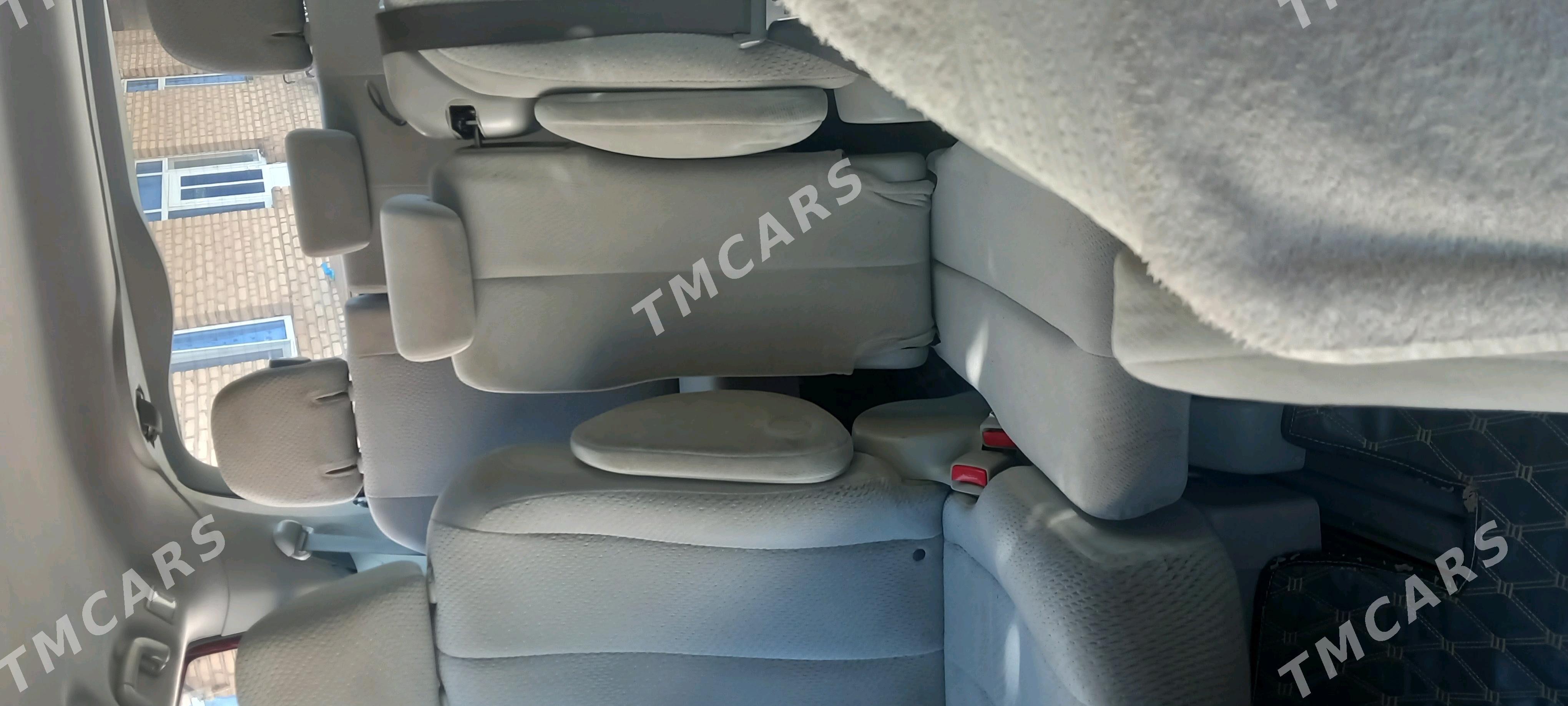Toyota Sienna 2010 - 310 000 TMT - Мары - img 5
