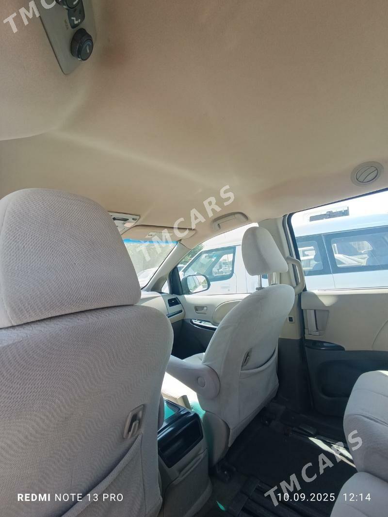 Toyota Sienna 2012 - 285 000 TMT - Мары - img 3