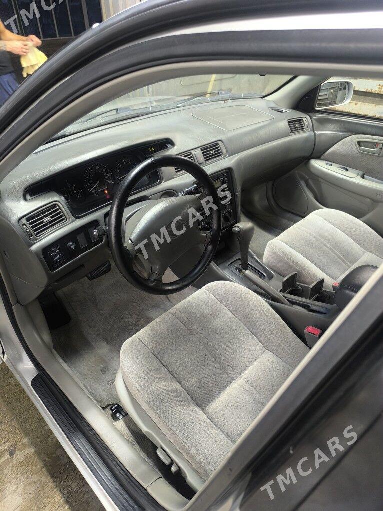 Toyota Camry 2000 - 150 000 TMT - Daşoguz - img 3
