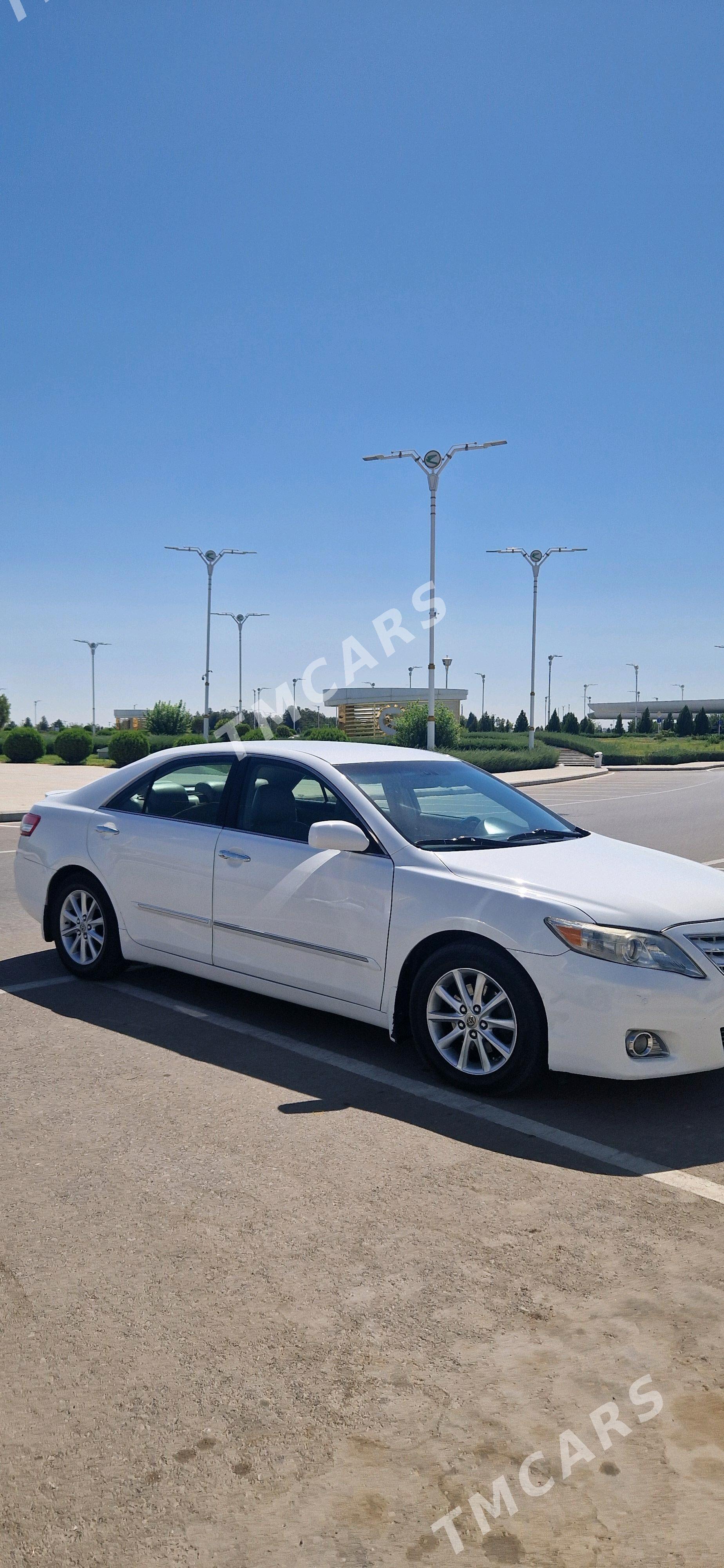 Toyota Camry 2010 - 185 000 TMT - Теджен - img 5