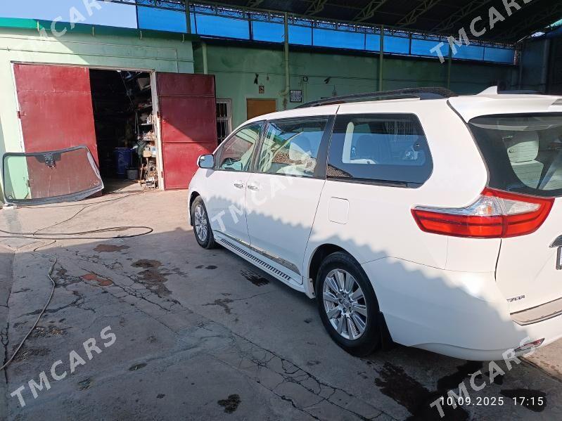 Toyota Sienna 2019 - 395 000 TMT - Aşgabat - img 5