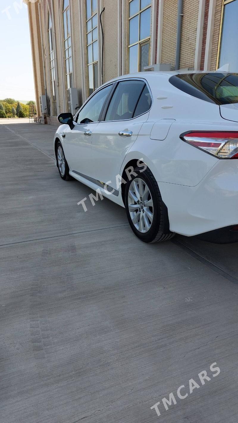 Toyota Camry 2019 - 277 000 TMT - Бузмеин - img 5