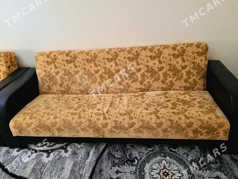 продается диван и 2 кресла - Kerki - img 5