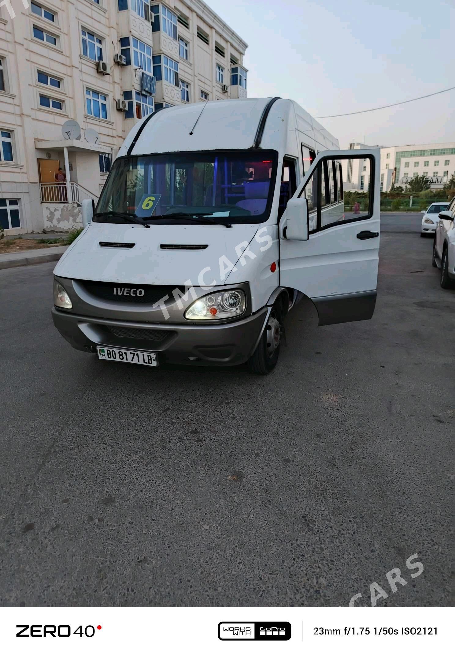 Mitsubishi Rosa 2006 - 250 000 TMT - Туркменабат - img 4