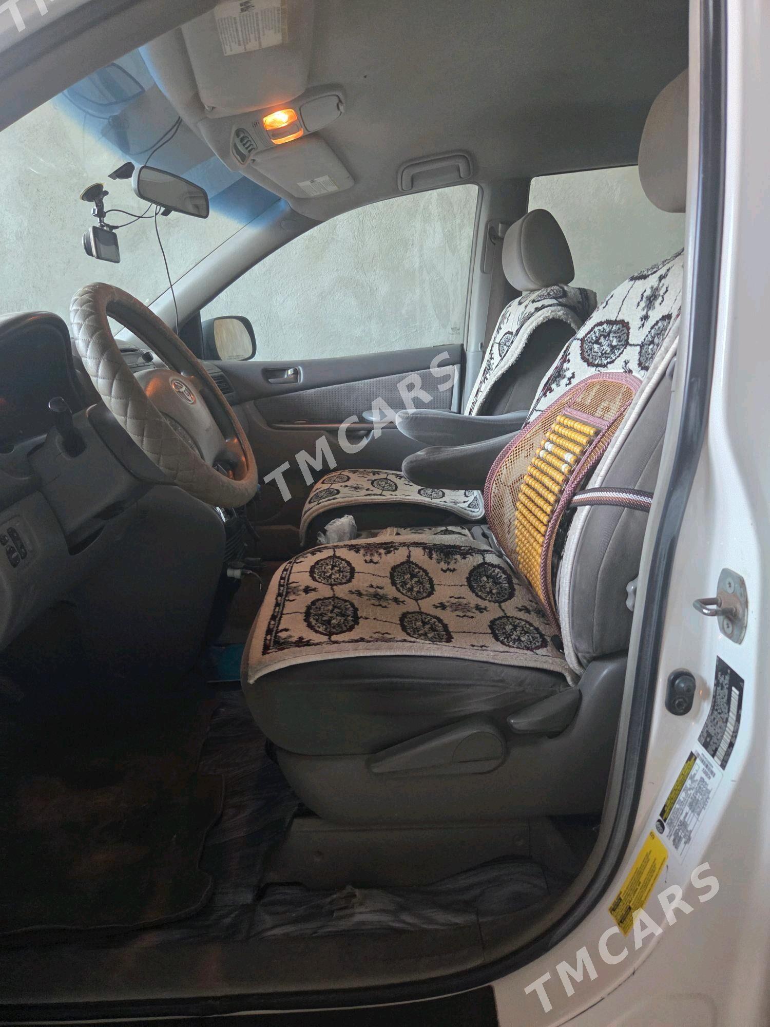 Toyota Sienna 2006 - 240 000 TMT - Туркменабат - img 9