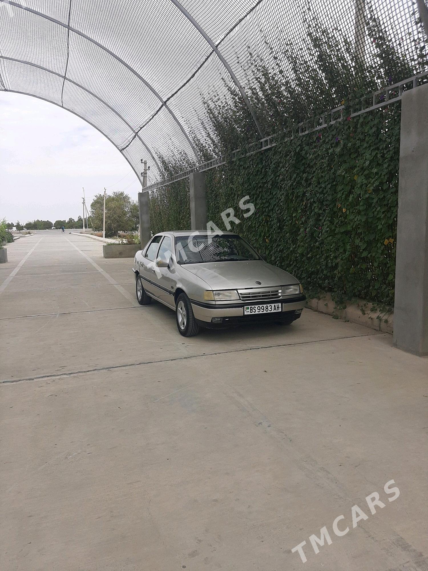 Opel Vectra 1990 - 36 000 TMT - Bäherden - img 4