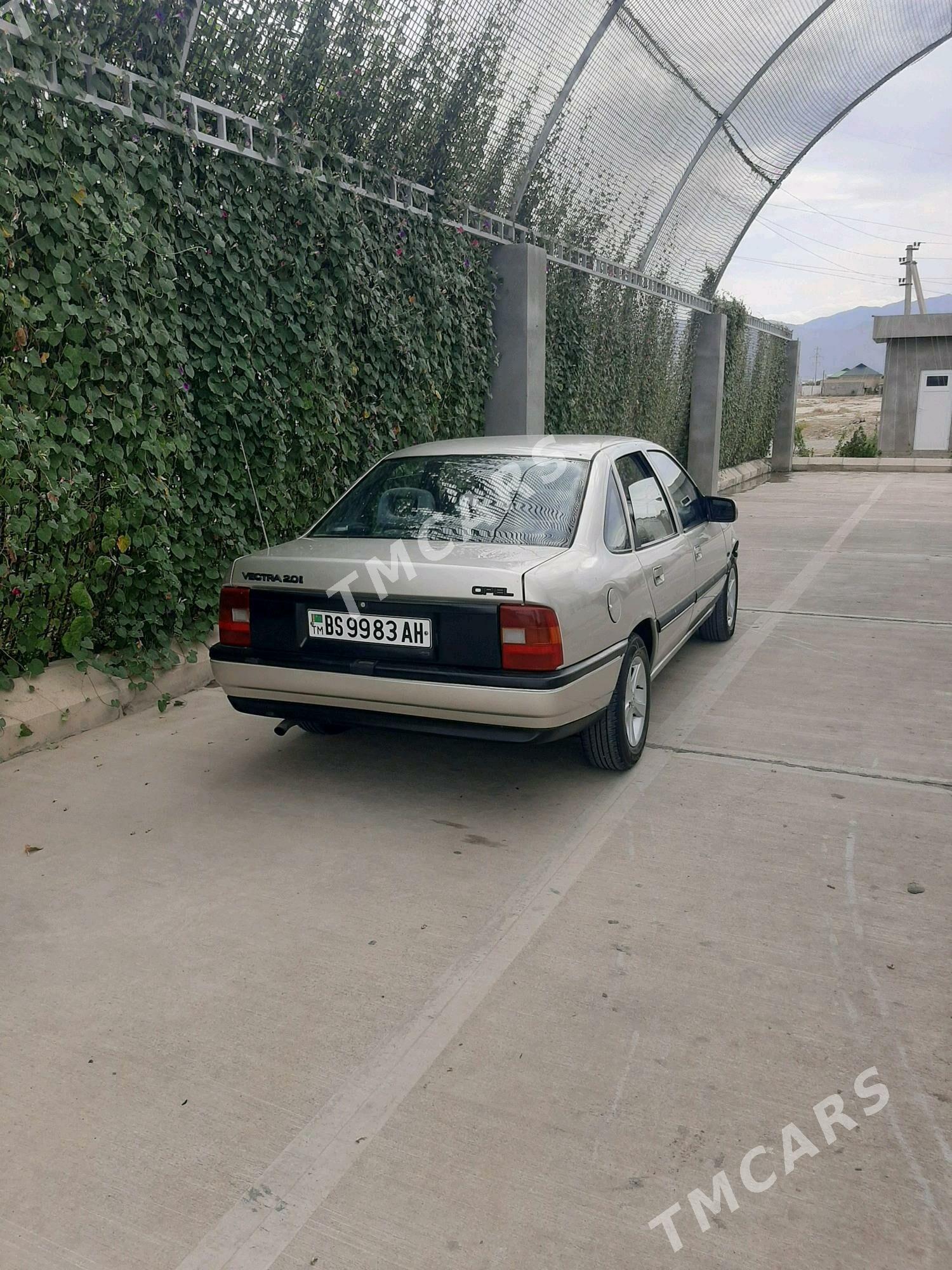 Opel Vectra 1990 - 36 000 TMT - Bäherden - img 5