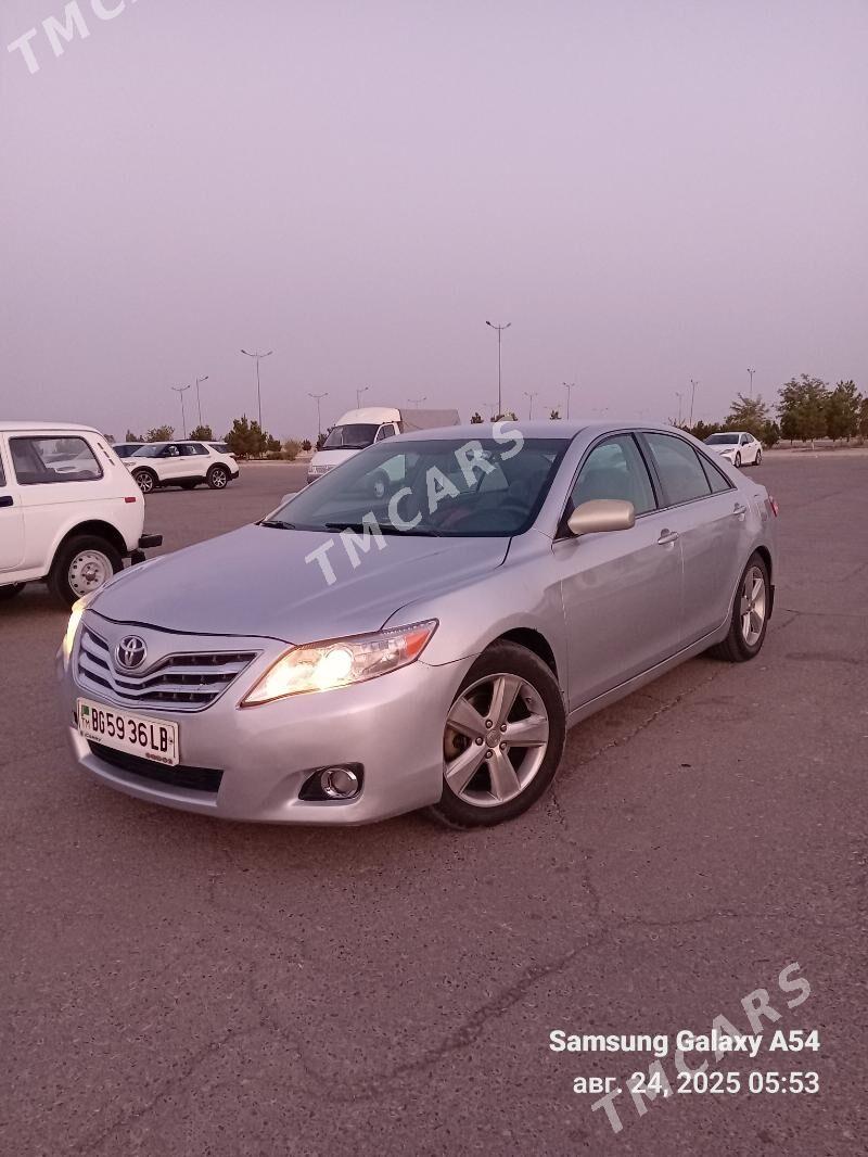 Toyota Camry 2011 - 170 000 TMT - Сакар - img 3