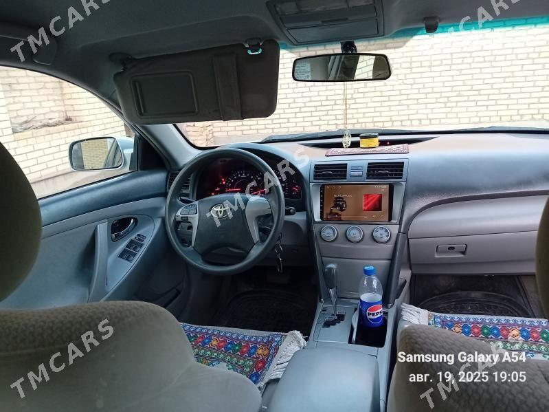 Toyota Camry 2011 - 170 000 TMT - Сакар - img 5